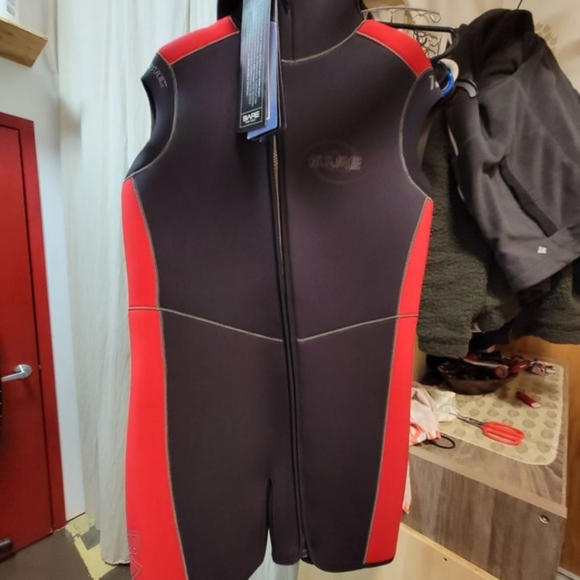 BARE Mens 2XL Wetsuit 7mm Step-In Hooded Vest - Picture 2 of 7